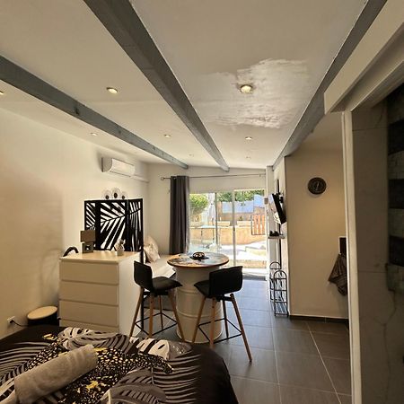 Studio Dans Residence Taradeau Екстер'єр фото