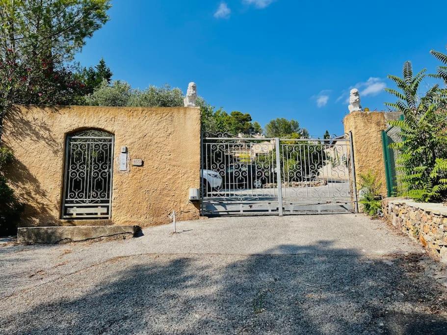 Studio Dans Residence Taradeau Екстер'єр фото